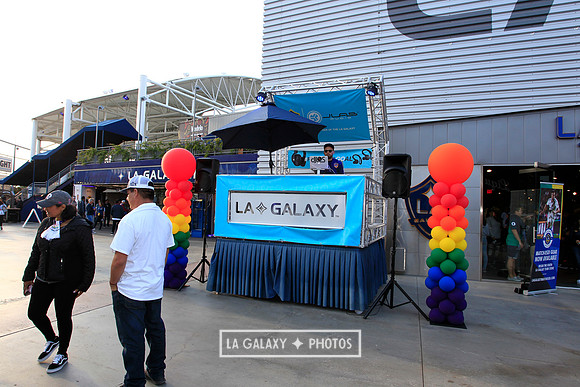 060219_LAGalaxyvsRevolution_GA_6984