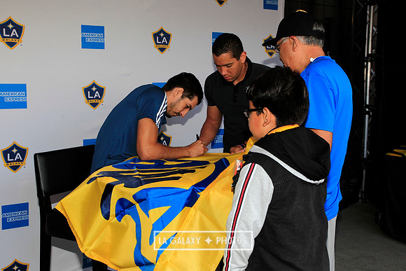 060219_LAGalaxyvsRevolution_GA_6883