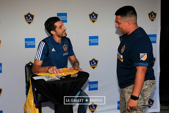 060219_LAGalaxyvsRevolution_GA_6874