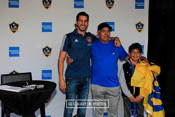 060219_LAGalaxyvsRevolution_GA_6890