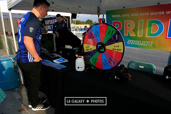 060219_LAGalaxyvsRevolution_GA_6607
