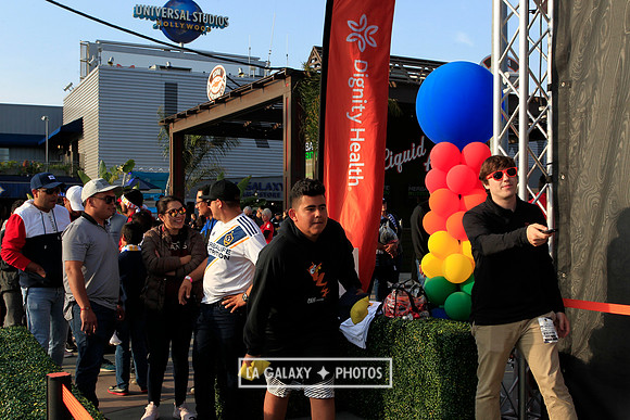 060219_LAGalaxyvsRevolution_GA_6726