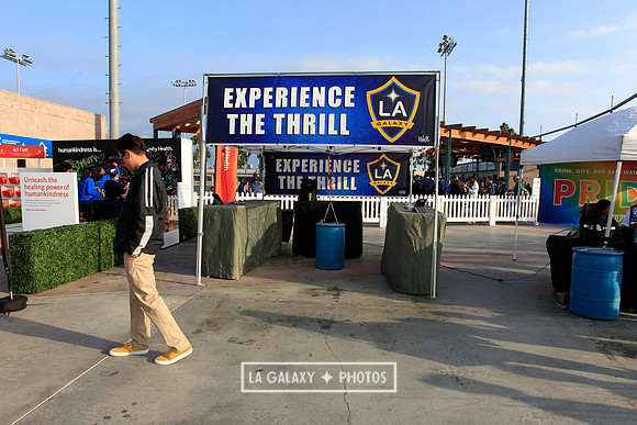 060219_LAGalaxyvsRevolution_GA_6653
