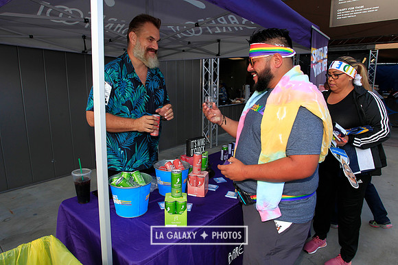 060219_LAGalaxyvsRevolution_GA_6842