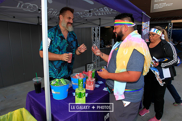 060219_LAGalaxyvsRevolution_GA_6841