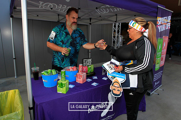 060219_LAGalaxyvsRevolution_GA_6848