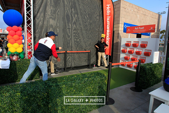 060219_LAGalaxyvsRevolution_GA_6704