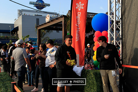 060219_LAGalaxyvsRevolution_GA_6722