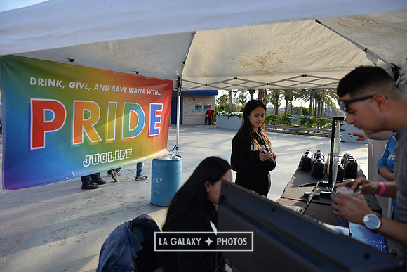 060219_LAGalaxy_vs_NERevolution_SC0276
