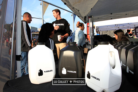 060219_LAGalaxyvsRevolution_GA_6615