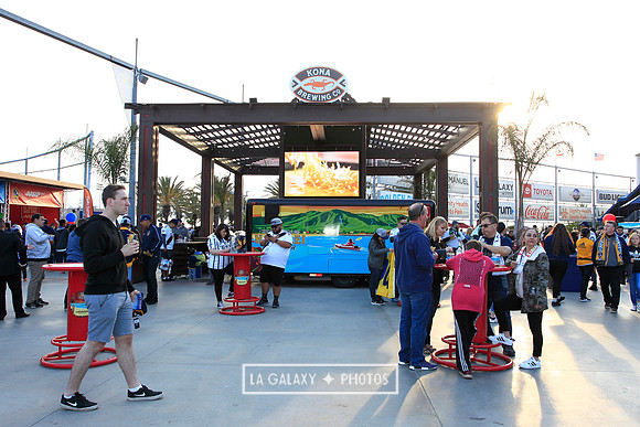 060219_LAGalaxyvsRevolution_GA_6964
