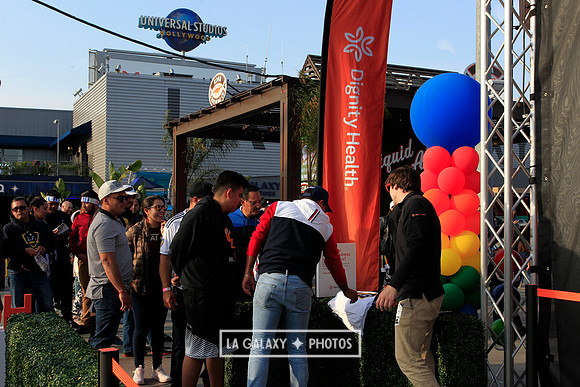 060219_LAGalaxyvsRevolution_GA_6716