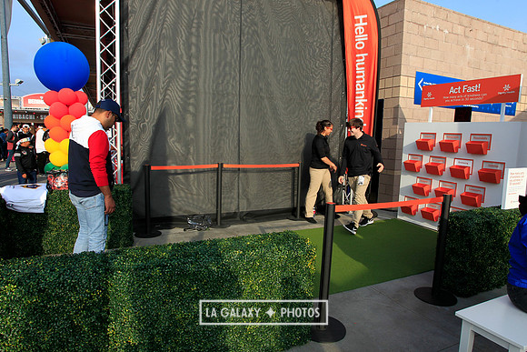 060219_LAGalaxyvsRevolution_GA_6695