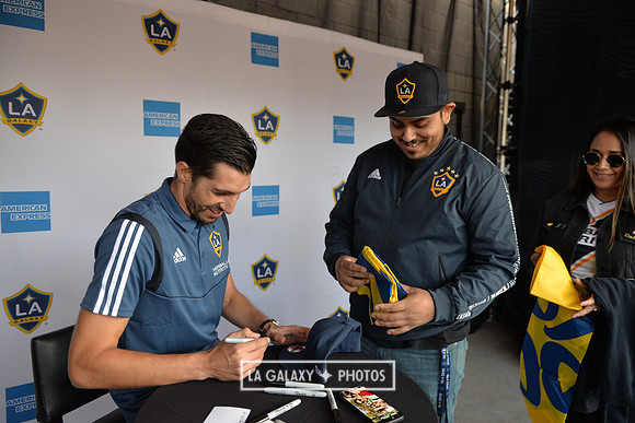 060219_LAGalaxy_vs_NERevolution_SC0315