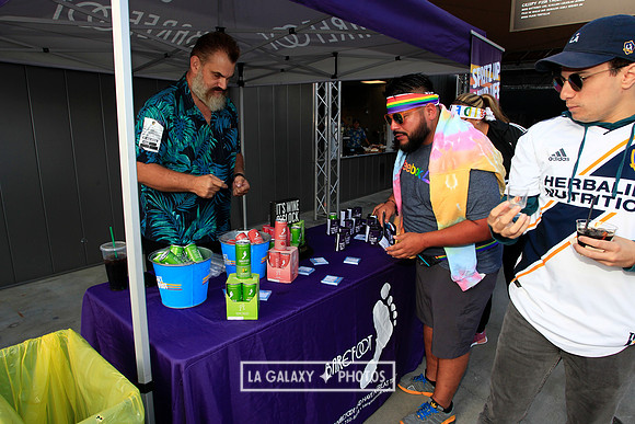 060219_LAGalaxyvsRevolution_GA_6834