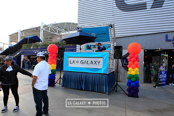 060219_LAGalaxyvsRevolution_GA_6988