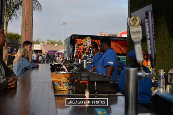 060219_LAGalaxy_vs_NERevolution_SC0426