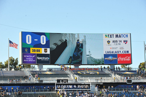 071919_LA_Galaxy_vs_LAFC_SC_0711