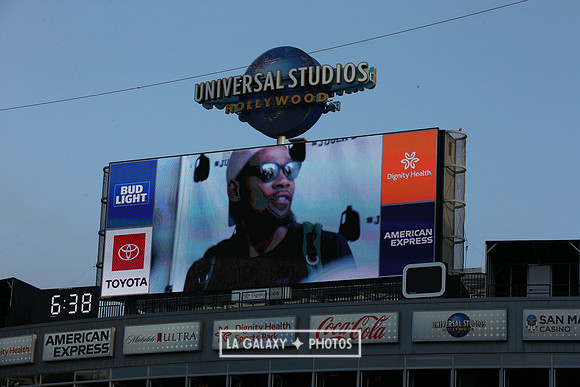 060219_LAGalaxyvsRevolution_GA_1175