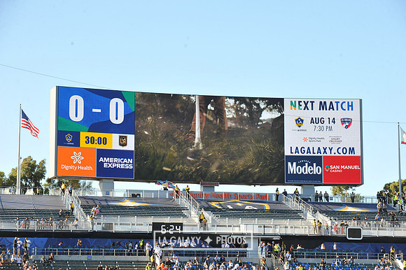 071919_LA_Galaxy_vs_LAFC_SC_0637