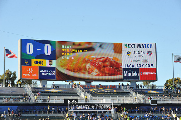 071919_LA_Galaxy_vs_LAFC_SC_0677