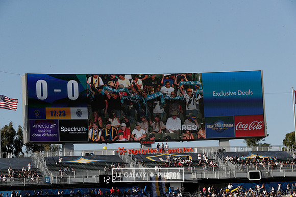 092919_LAGalaxyvsVancouver_GA5453