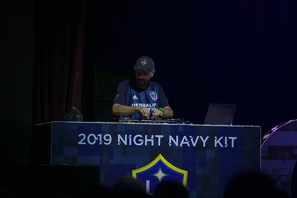 02172019_NightNavyKit_Novo_0407