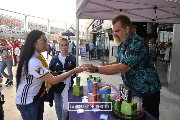 060219_LAGalaxy_vs_NERevolution_SC0233