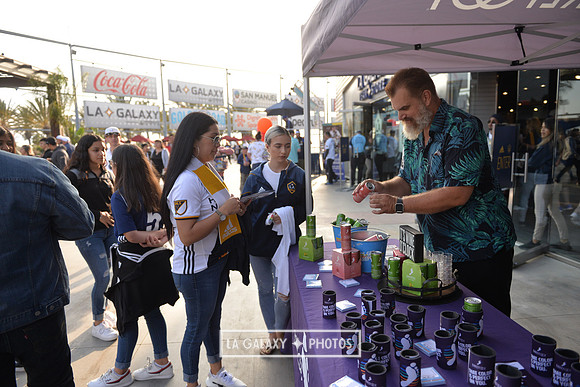 060219_LAGalaxy_vs_NERevolution_SC0232