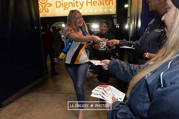 060219_LAGalaxy_vs_NERevolution_SC1945
