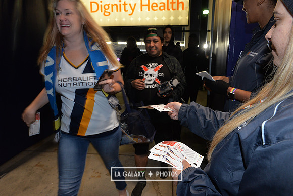 060219_LAGalaxy_vs_NERevolution_SC1947