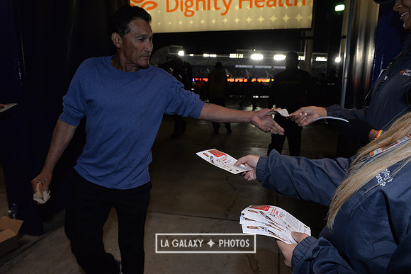 060219_LAGalaxy_vs_NERevolution_SC1942