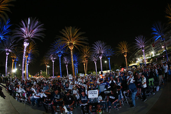 10242019_GalaxyViewingParty_GA_0840