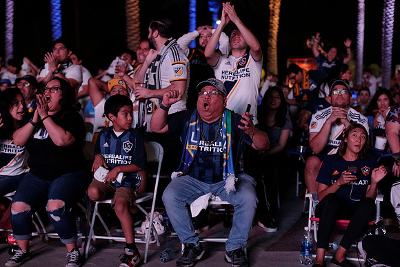 10242019_GalaxyViewingParty_GA_0408