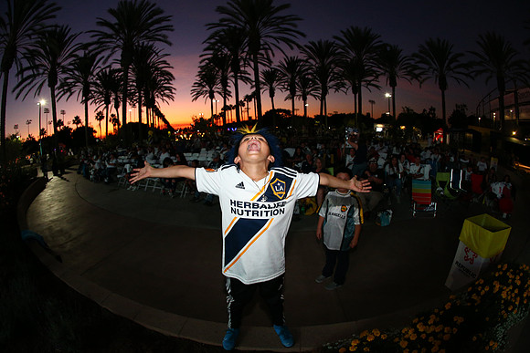 10242019_GalaxyViewingParty_GA_0681