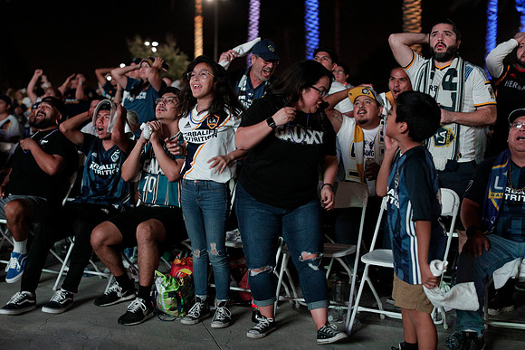 10242019_GalaxyViewingParty_GA_0395