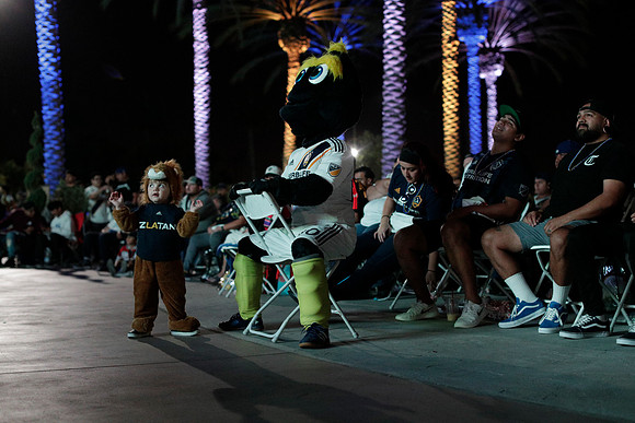 10242019_GalaxyViewingParty_GA_0423