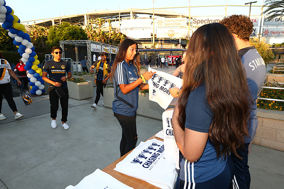 10242019_GalaxyViewingParty_GA_0535
