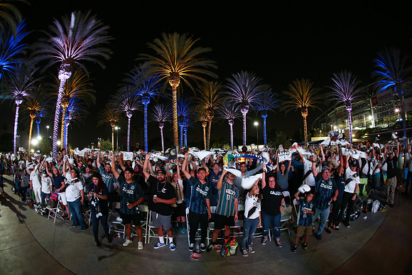 10242019_GalaxyViewingParty_GA_0880