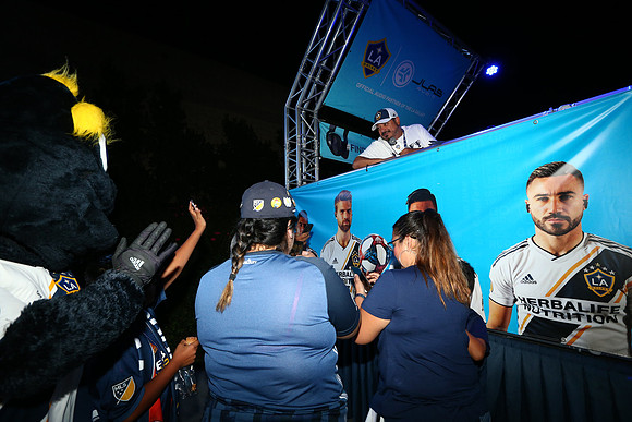 10242019_GalaxyViewingParty_GA_0754
