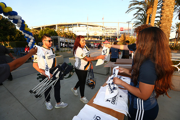 10242019_GalaxyViewingParty_GA_0545