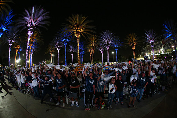 10242019_GalaxyViewingParty_GA_0863