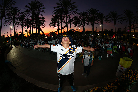 10242019_GalaxyViewingParty_GA_0680