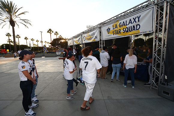 10242019_GalaxyViewingParty_GA_0480