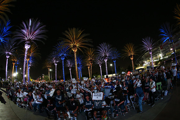 10242019_GalaxyViewingParty_GA_0842