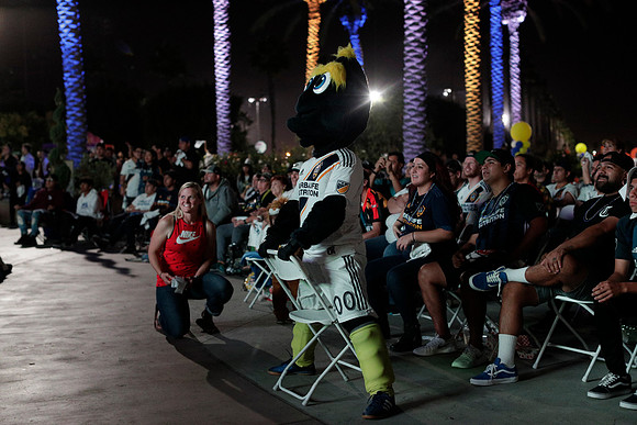 10242019_GalaxyViewingParty_GA_0348
