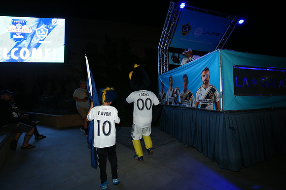 10242019_GalaxyViewingParty_GA_0753
