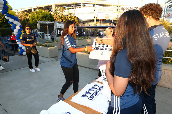 10242019_GalaxyViewingParty_GA_0532
