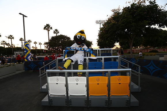 10242019_GalaxyViewingParty_GA_0638