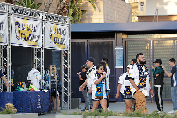 10242019_GalaxyViewingParty_GA_0195